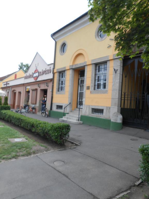 Bem Downtown Apartment Дебрецен Екстериор снимка